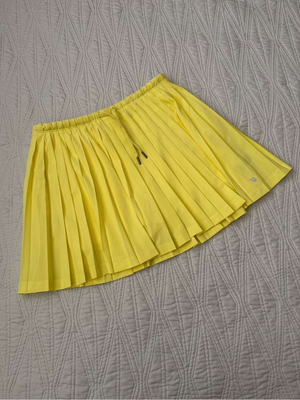 VOURI Yellow Pleated Women’s Skirt